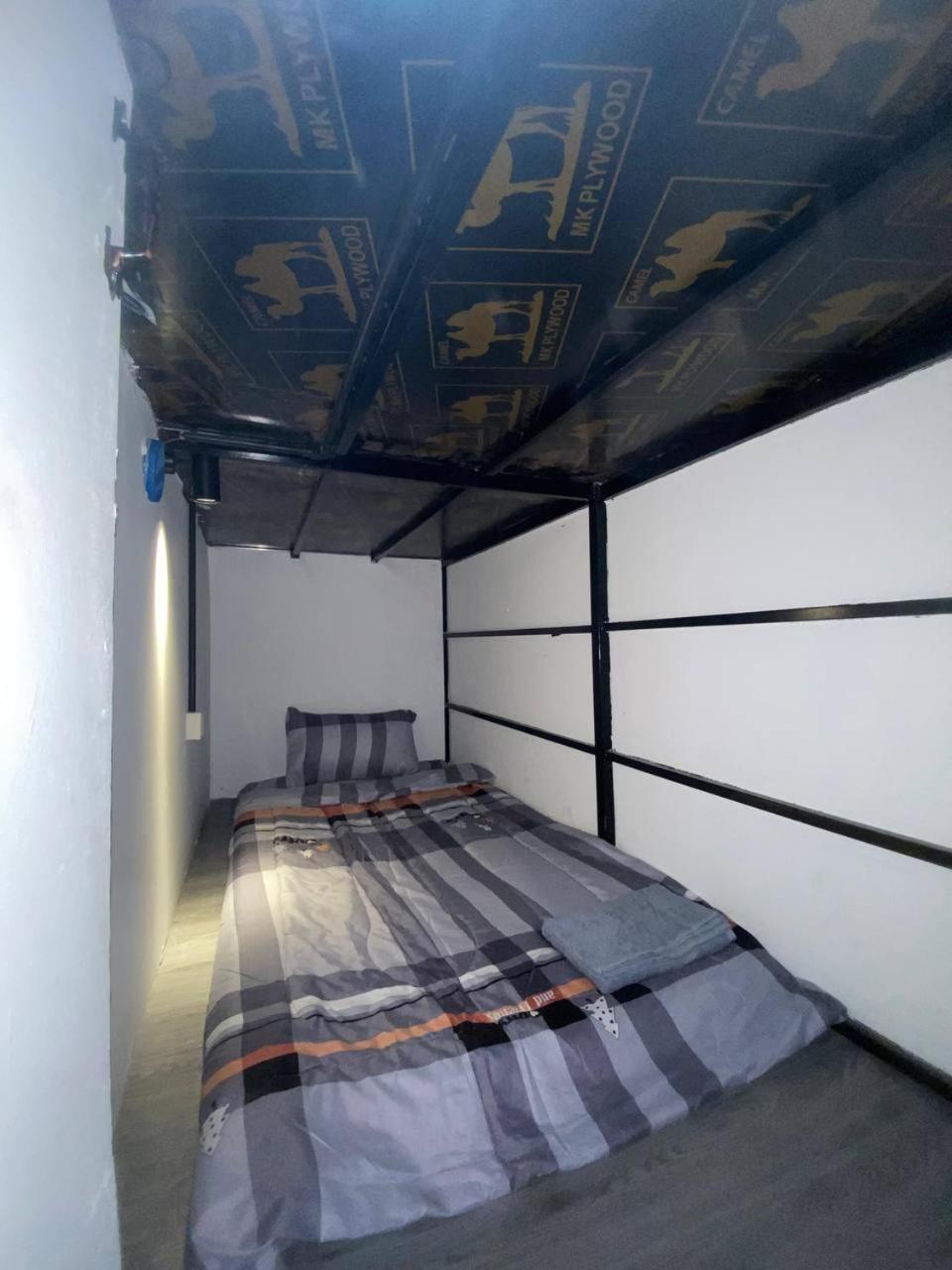 The Moonvine On 360 Appartement Phnom-Penh Buitenkant foto